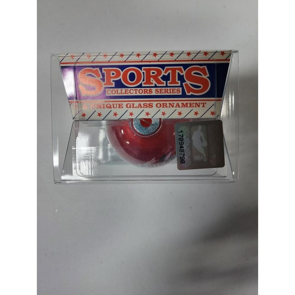 Vtg Chicago Bulls NBA Glass Christmas Ball Ornament Sports Collector Series NIB - Picture 4 of 5